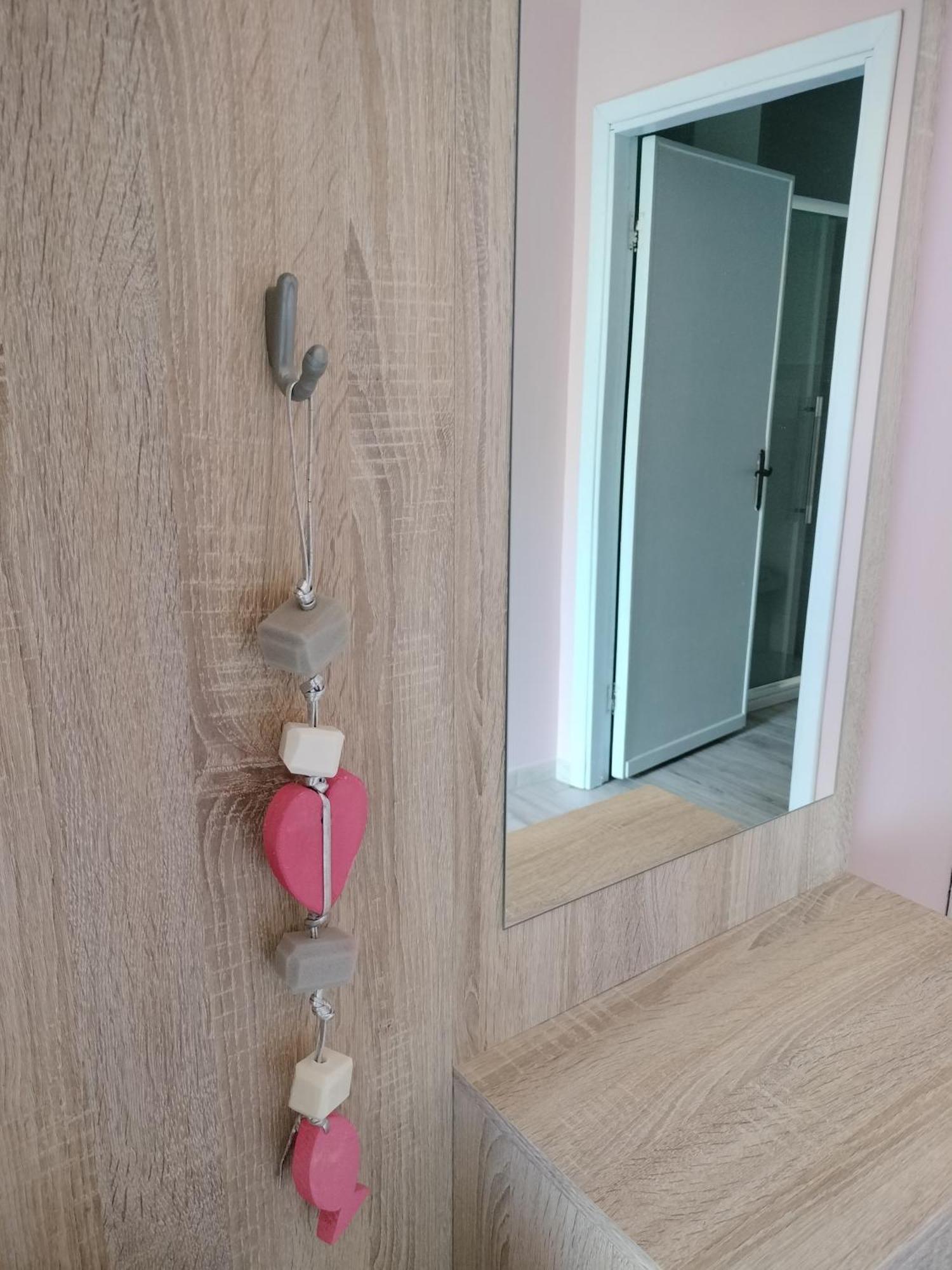 Domo Deledda Apartment Posada  Cameră foto