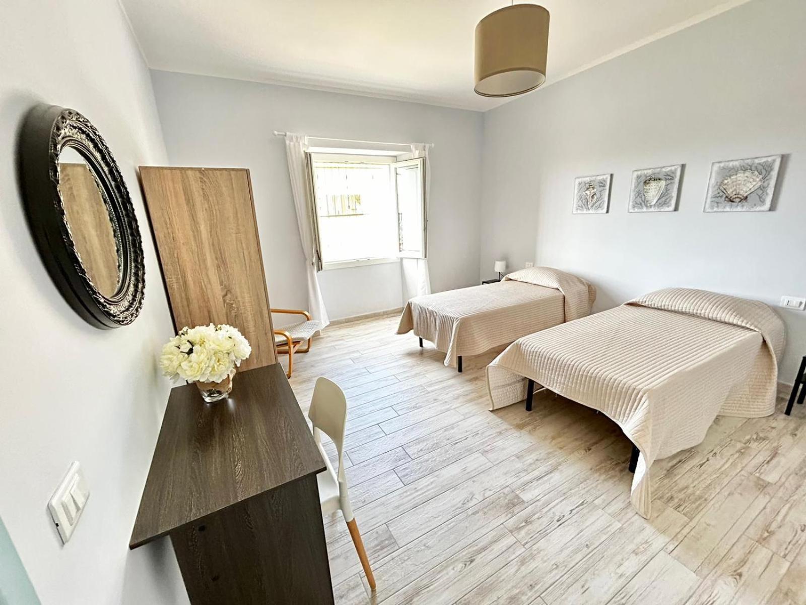 Domo Deledda Apartment Posada  Cameră foto